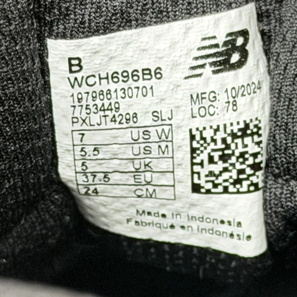 New Balance‎ 696v6 Womens Size 7 B Black WCH696B6 Shoes Sneakers